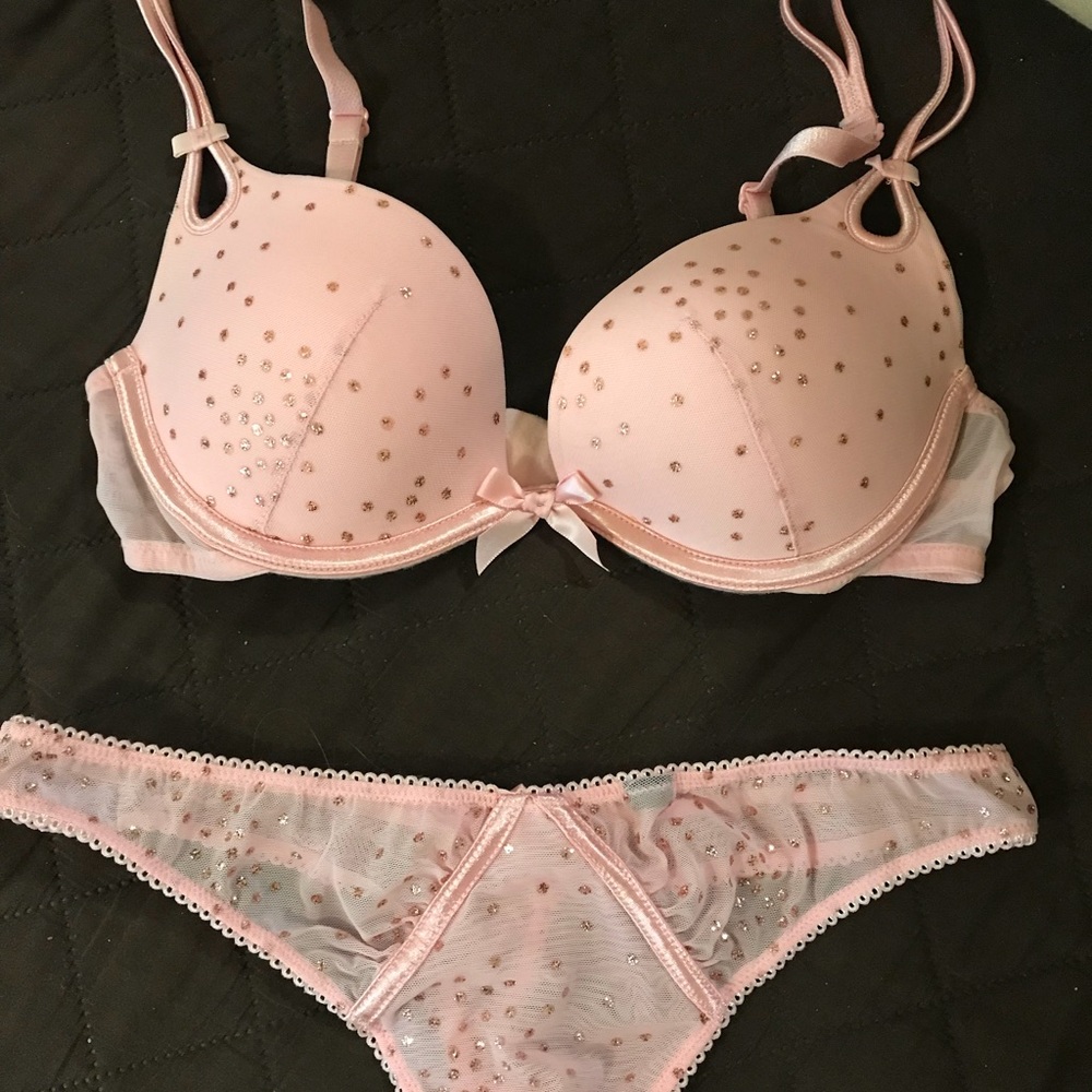 Victoria’s Secret Sexy Little Thing Set 32B/S